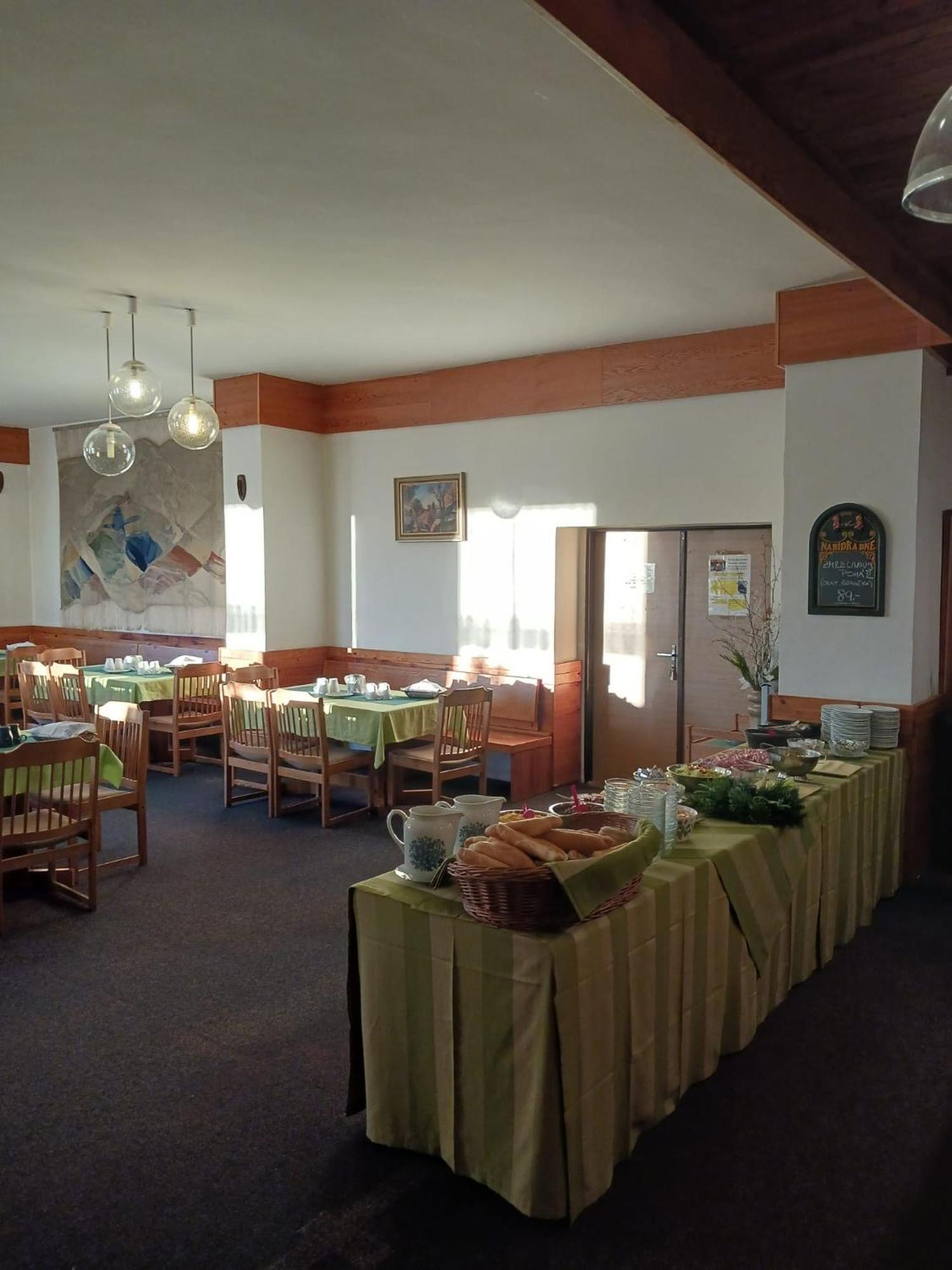 Hotel Albert - Retro Paseky nad Jizerou Eksteriør billede